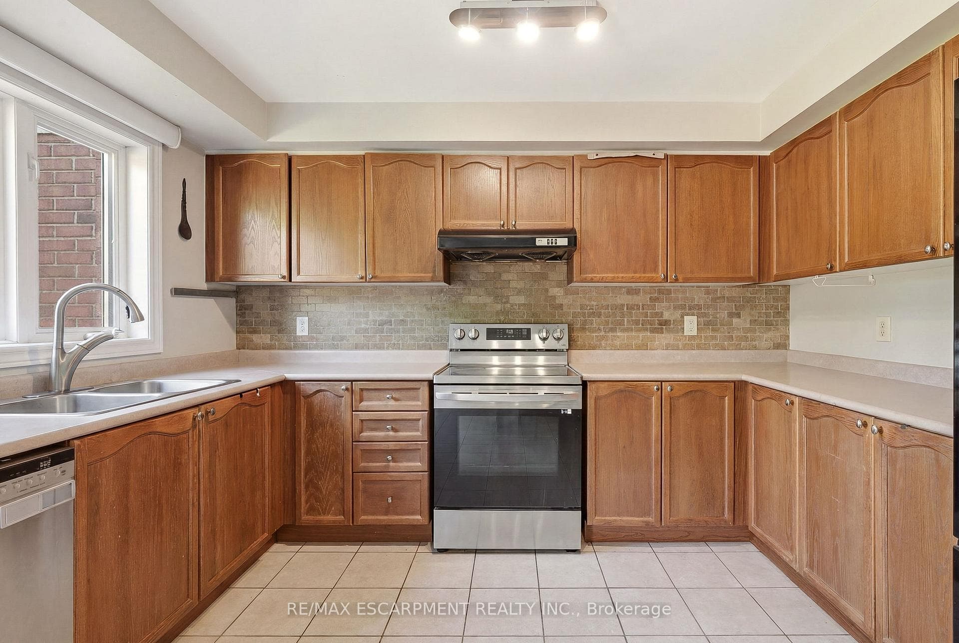 1745 Creek Way Unit 7 photo 10