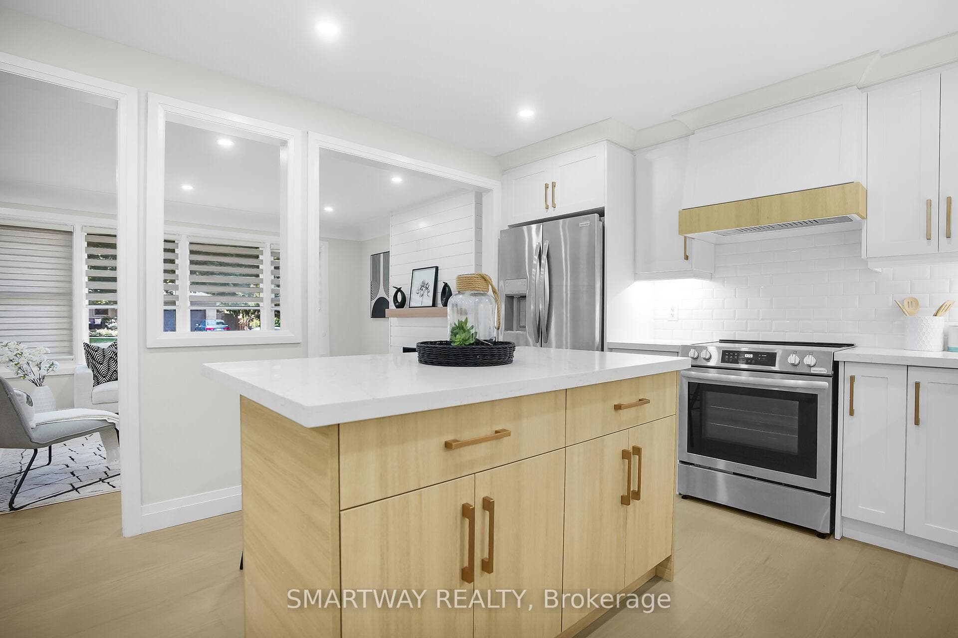 633 Donegal Drive photo 18