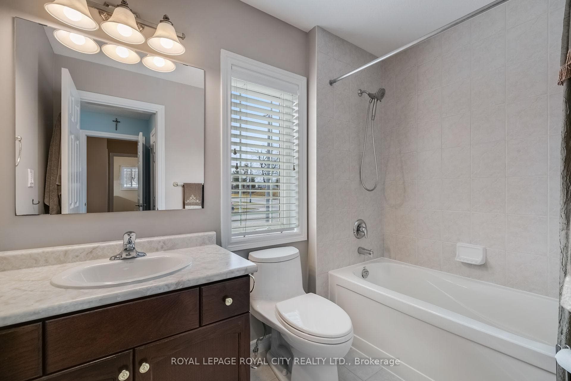 15 Webster Street photo 23