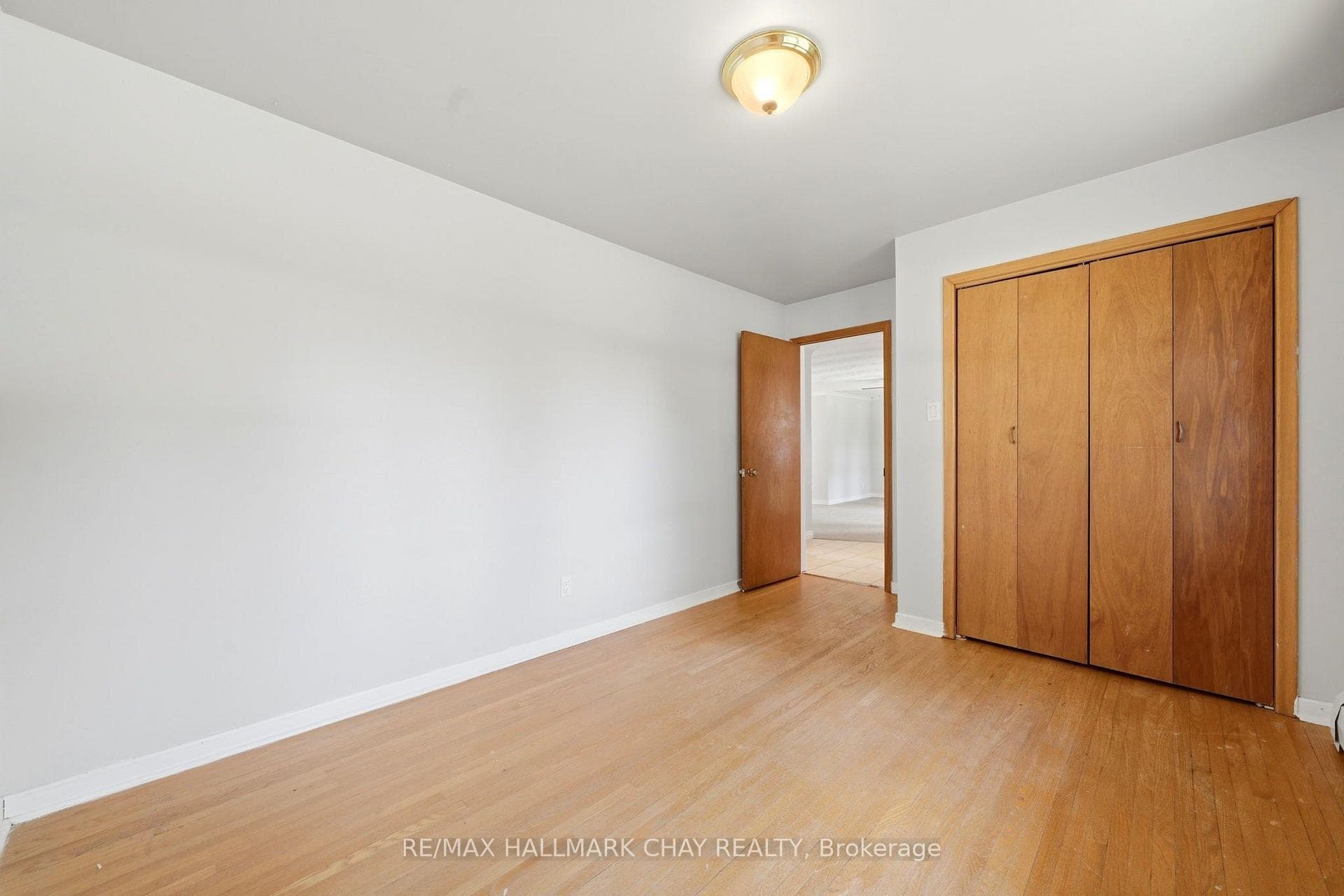 14 Douglas Drive photo 20