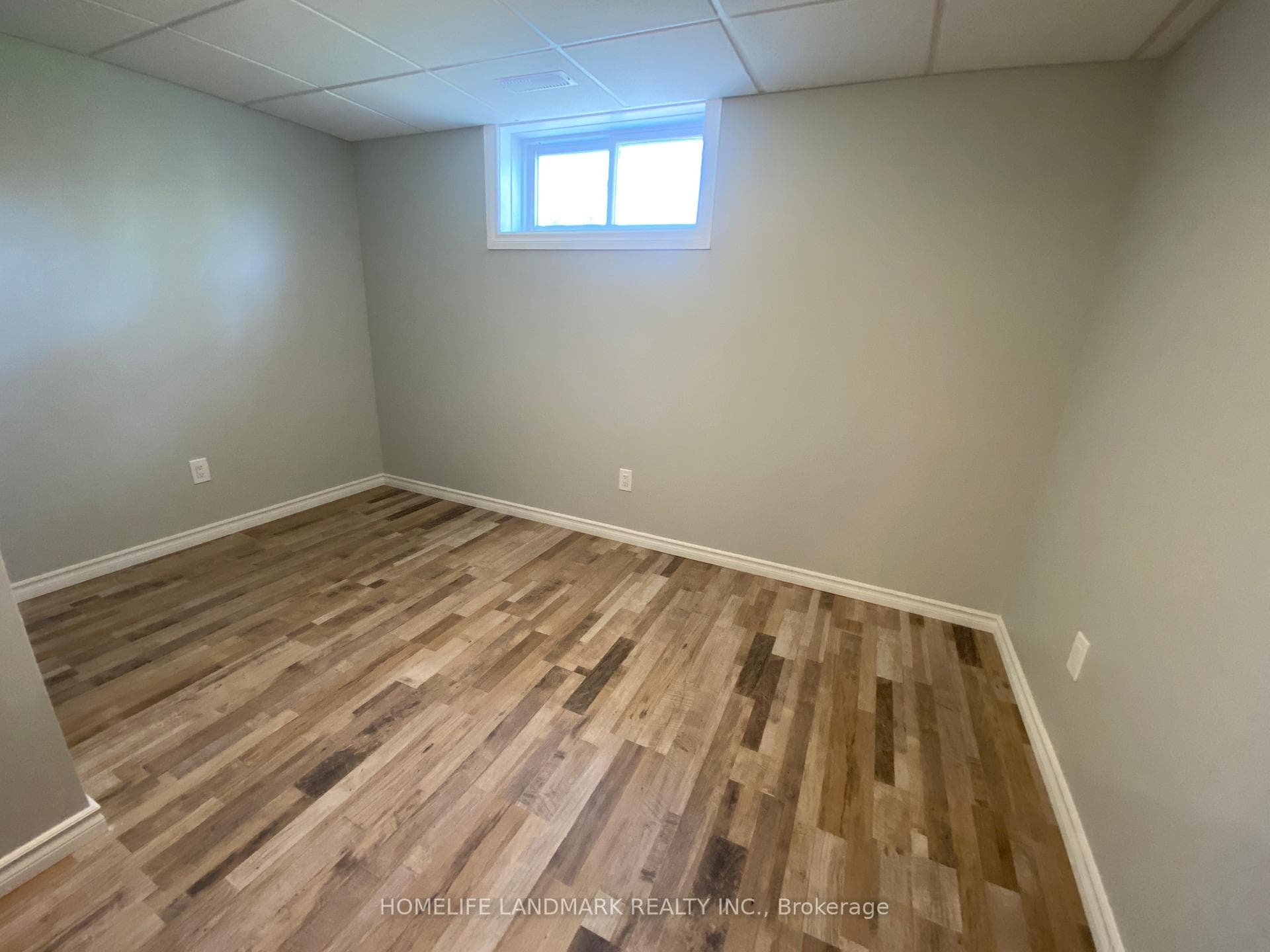 11 Pindar Crescent Unit Lower photo 8