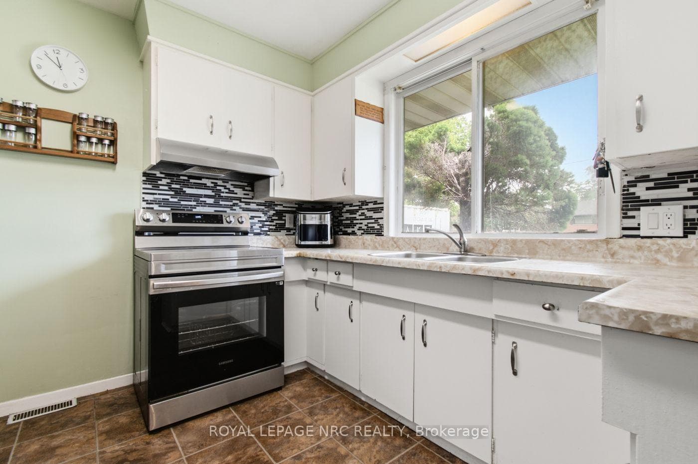 4381 Jackson Street photo 8