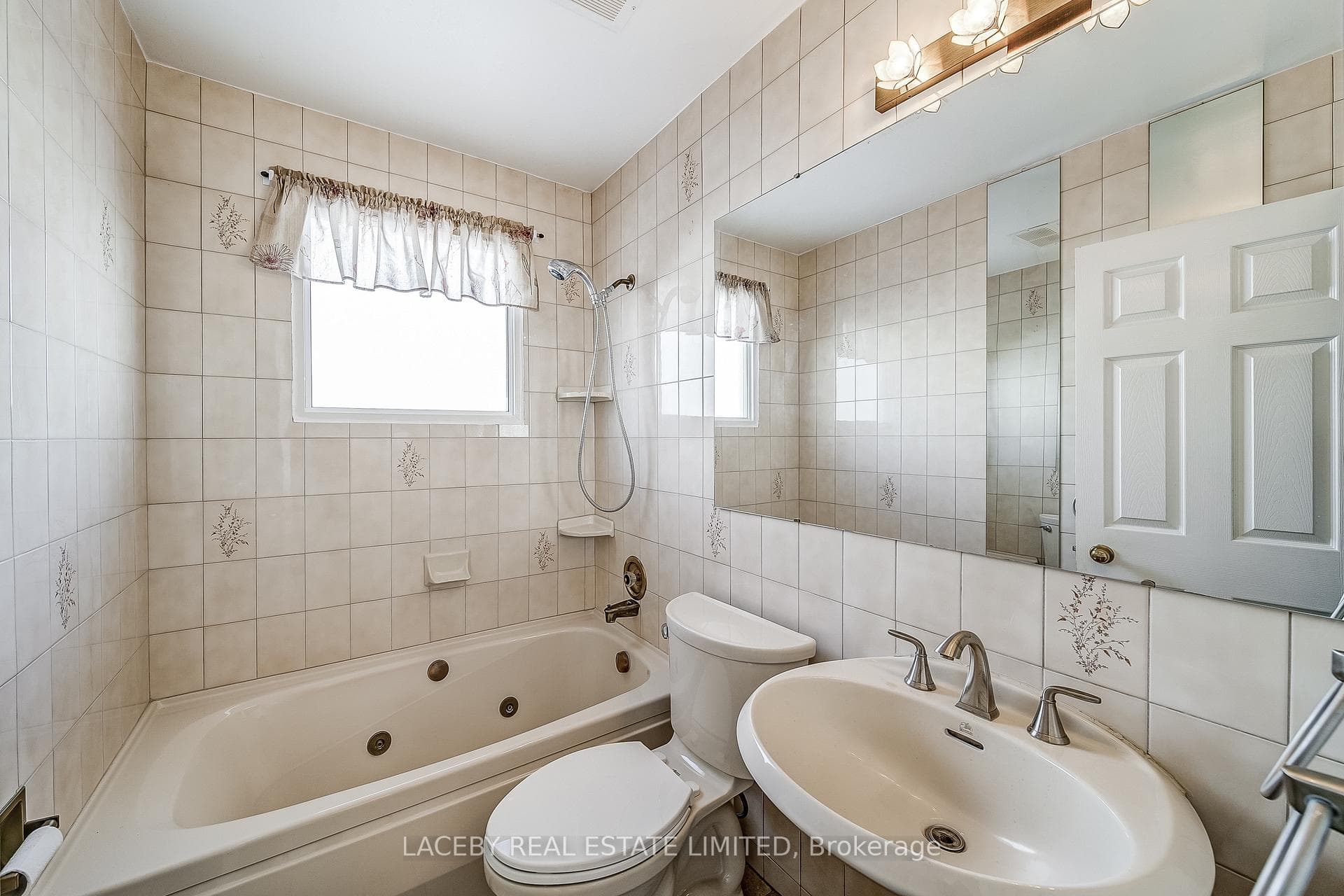 18 Patrick Drive photo 21