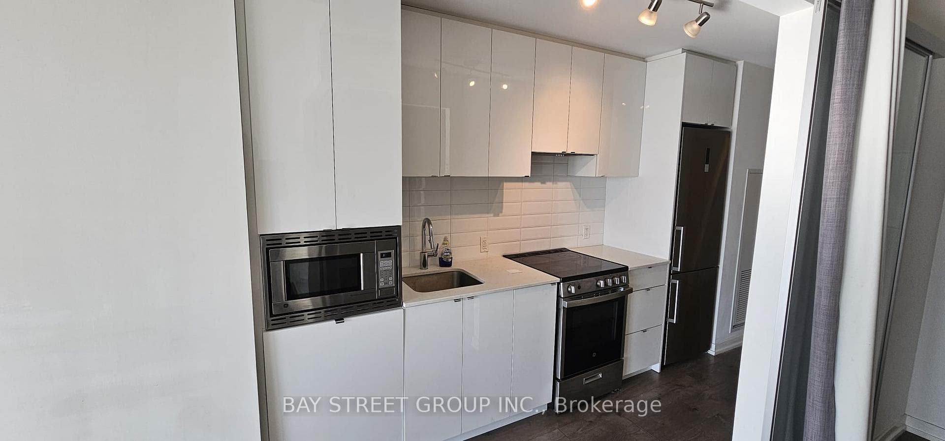 49 East Liberty Street Unit 1006 photo 7
