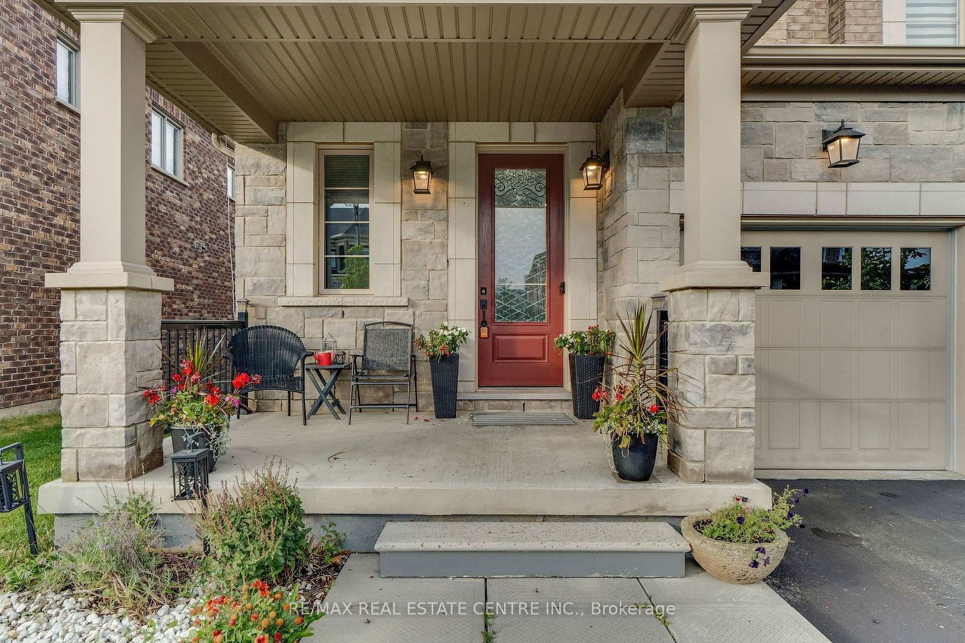 1319 Britton Crescent photo 6