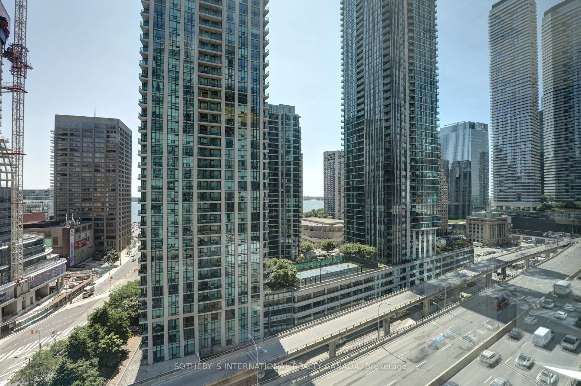 18 Yonge Street Unit 1512 photo 17
