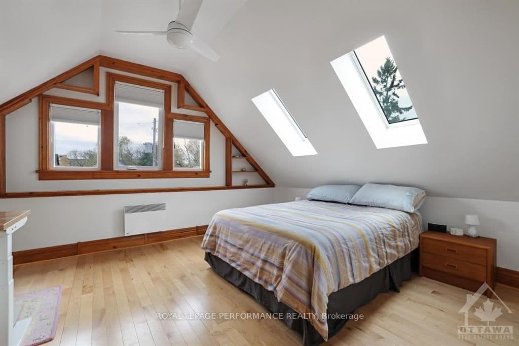 205 ROSEMERE Avenue photo 18