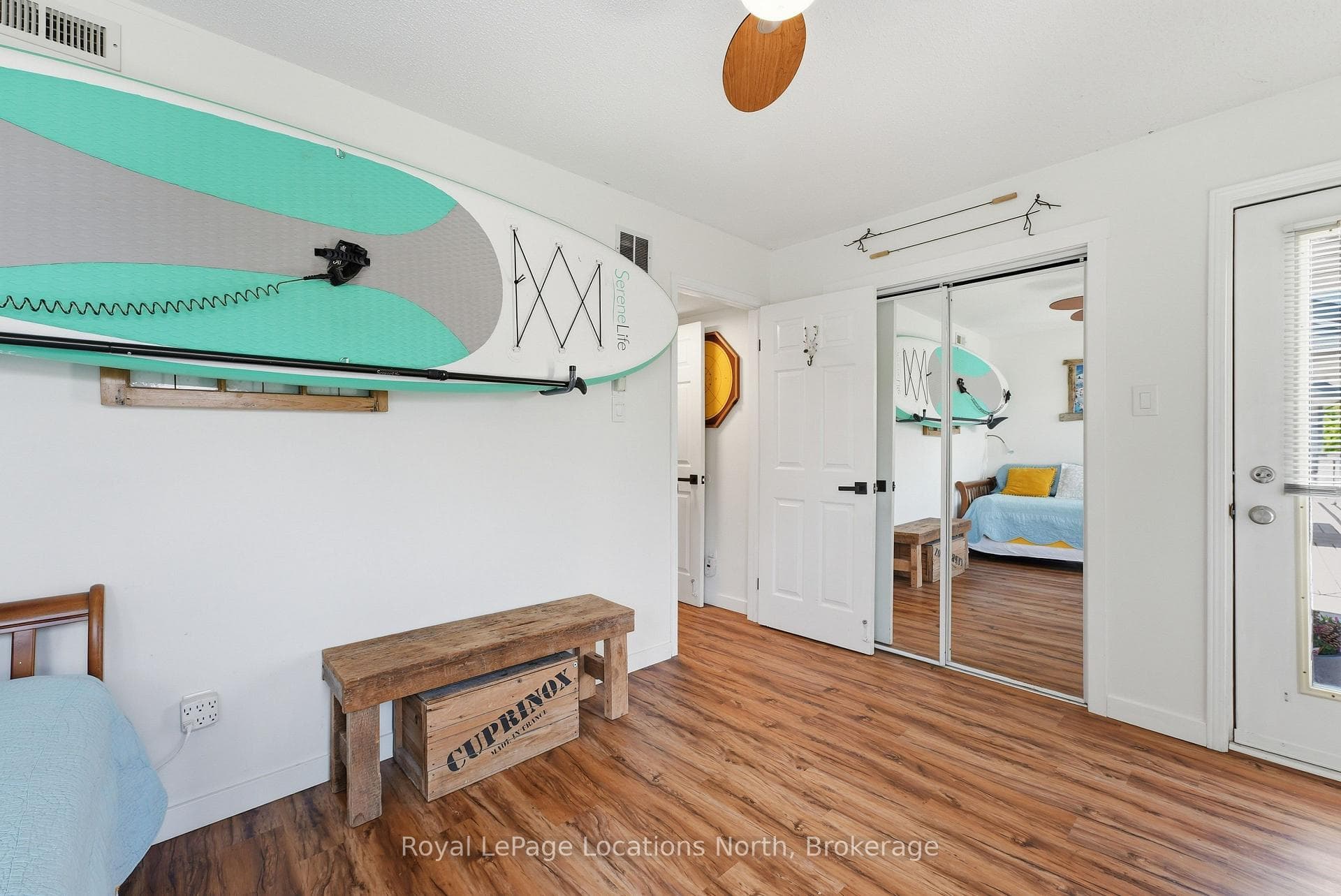 2nd bedroom