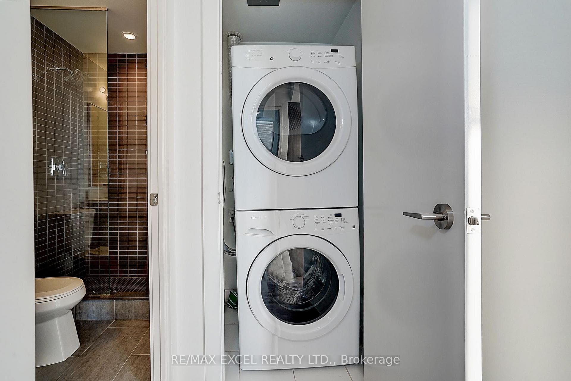 200 Bloor Street Unit 2201 photo 25