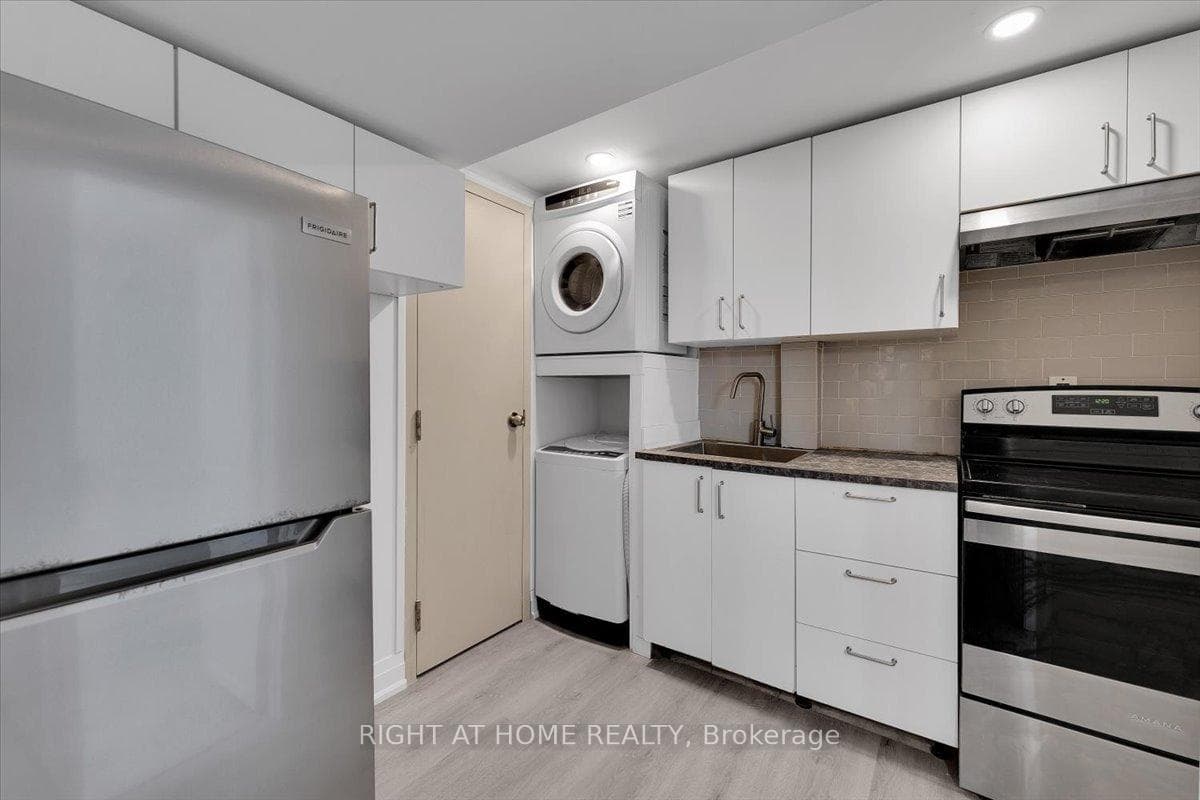 1108 Kipling Avenue photo 35