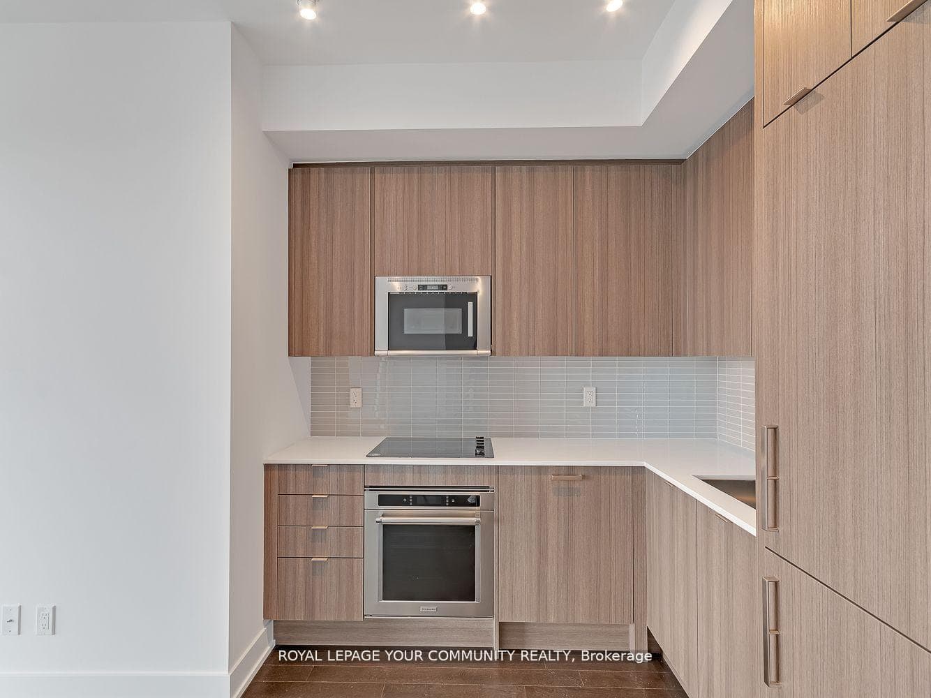 181 Bedford Road Unit 910 photo 8