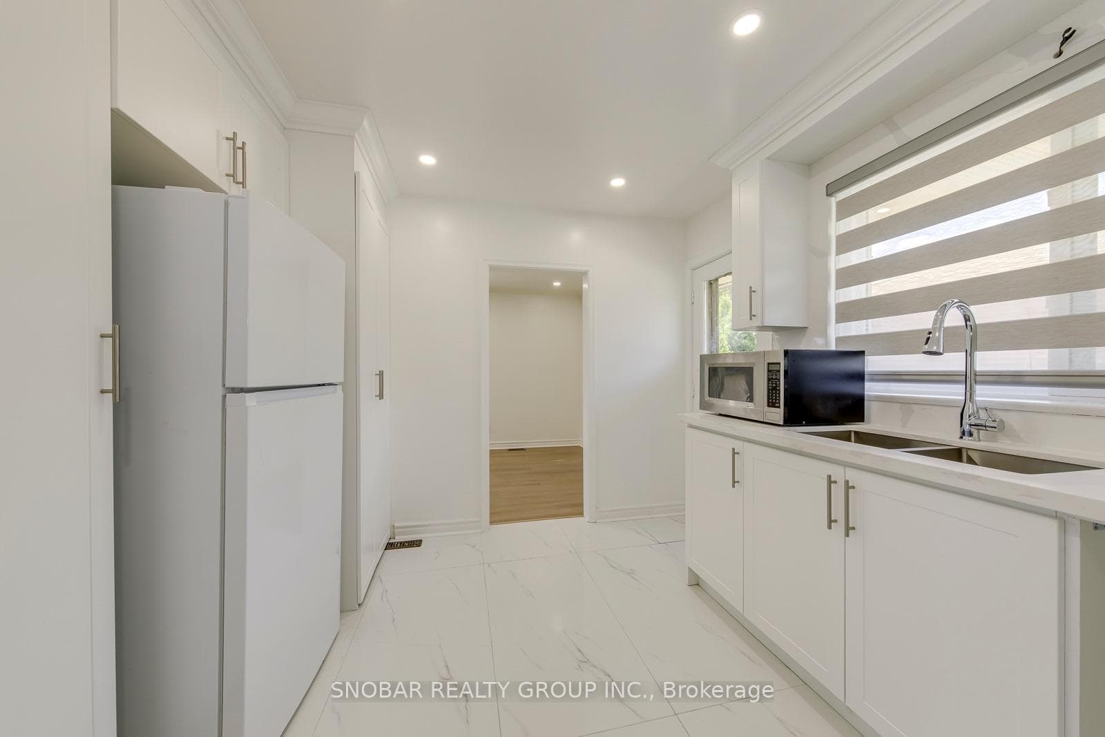 99 Jeffcoat Drive photo 17
