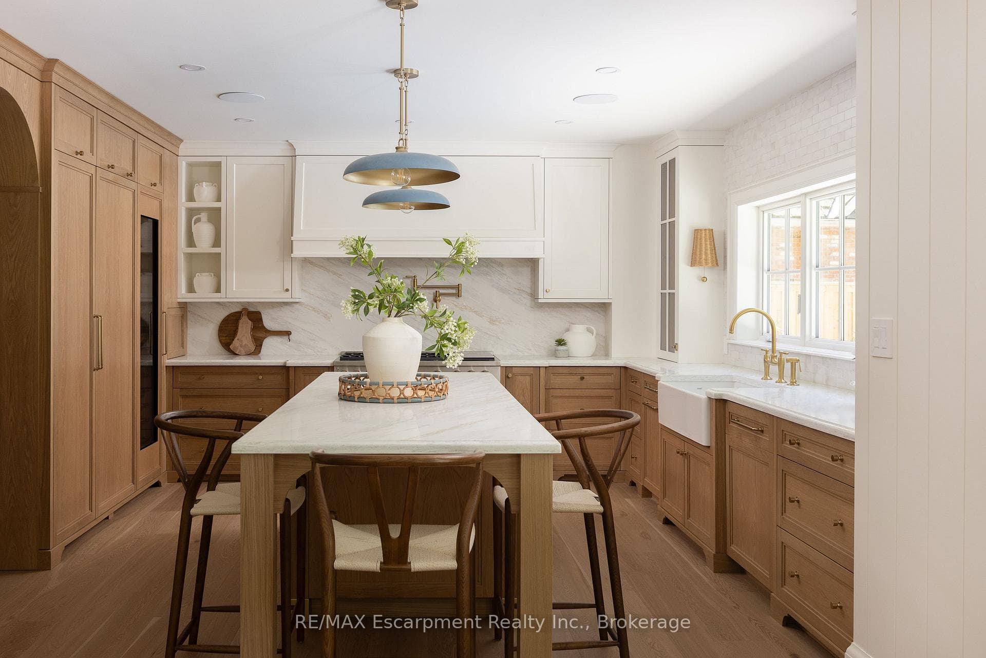 130 Edgecliffe Place photo 7