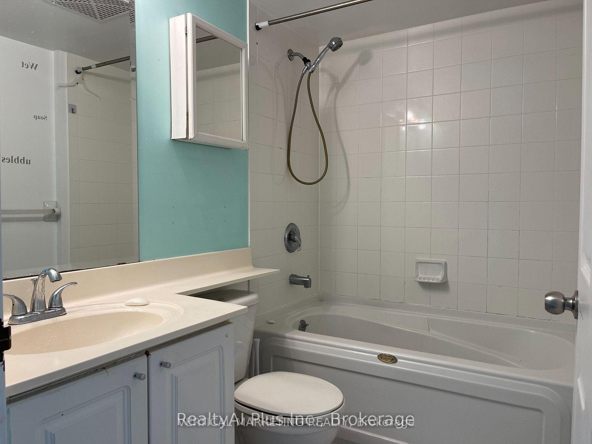 11 Lee Centre Drive Unit 701 photo 12