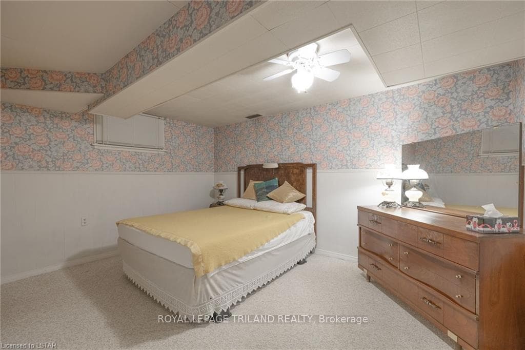 1378 COLLINGWOOD Avenue photo 27