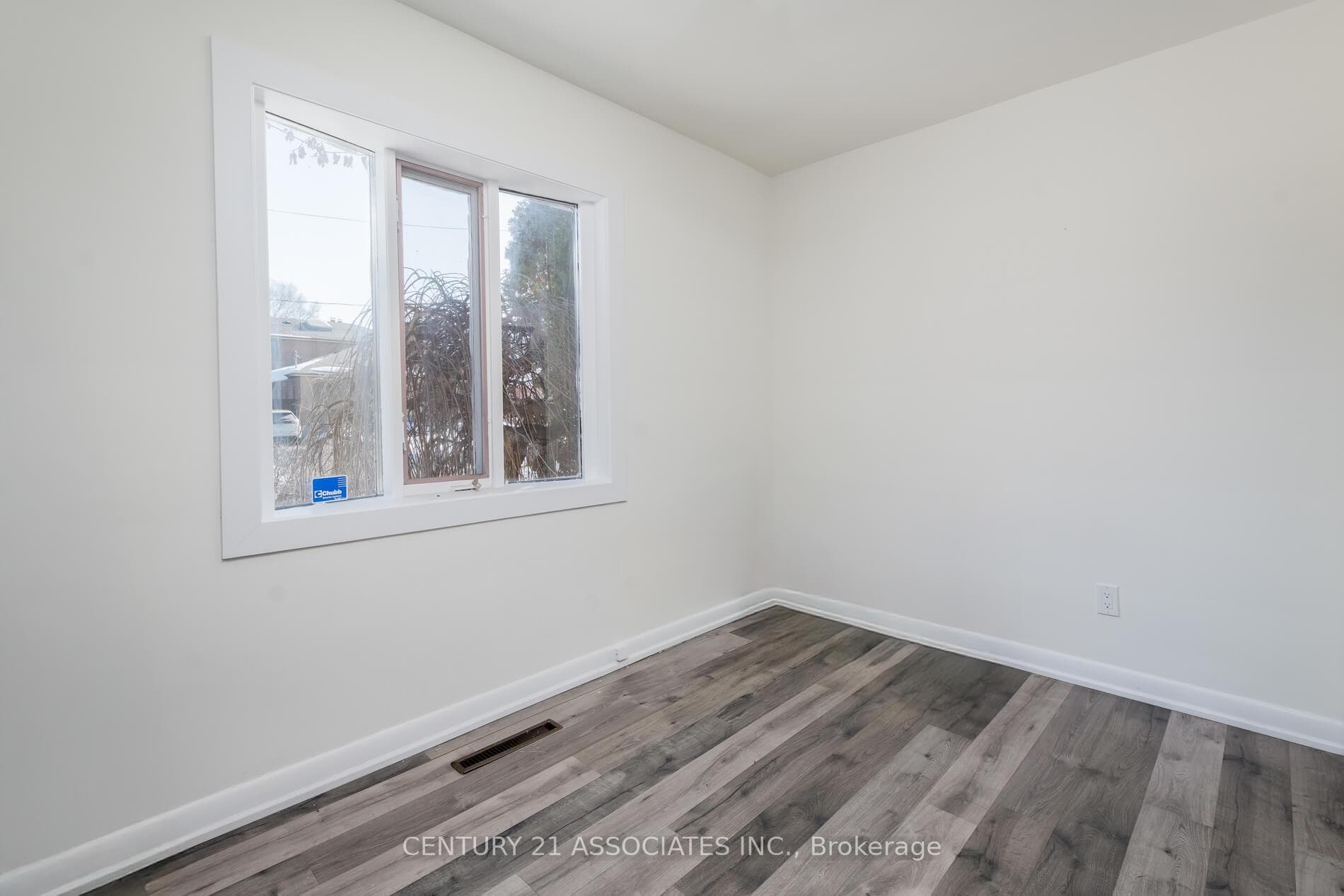 52 Altamont Road photo 19