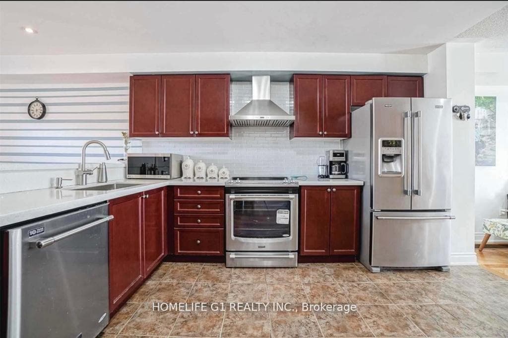 20 SHIRAZ Drive photo 14