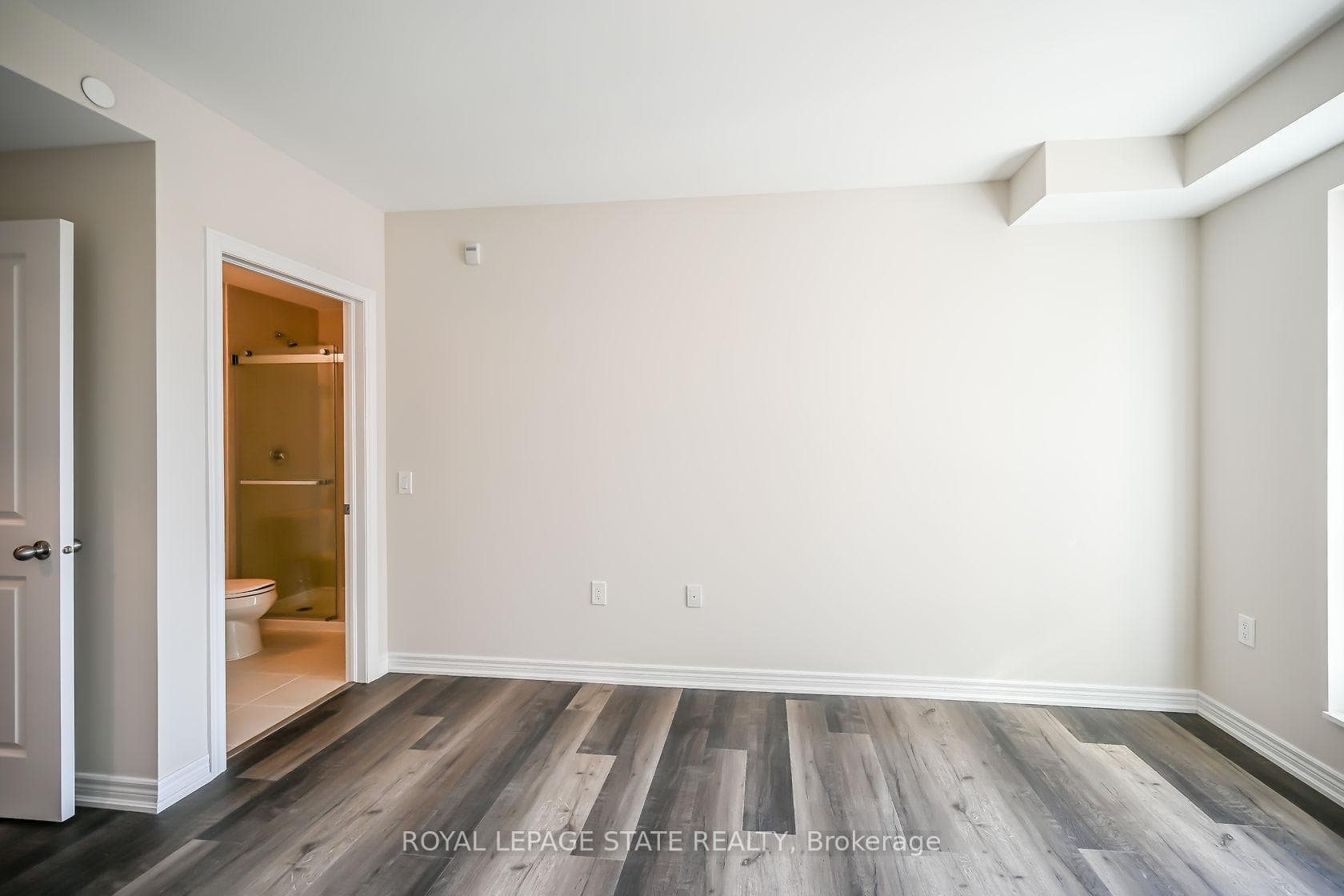 2750 King Street Unit 512 photo 35