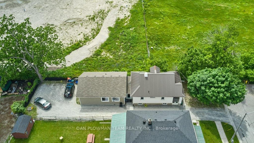 309 Elgin Street photo 29
