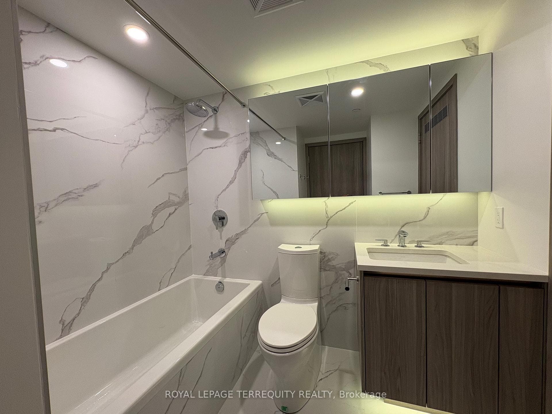 Main Bath