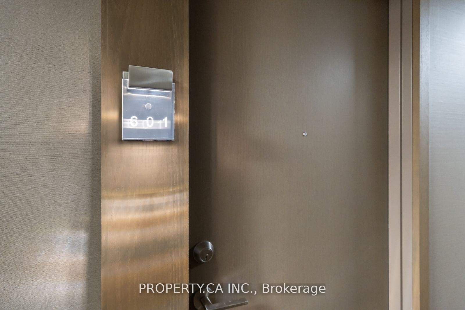 160 Vanderhoof Avenue Unit 601 photo 25