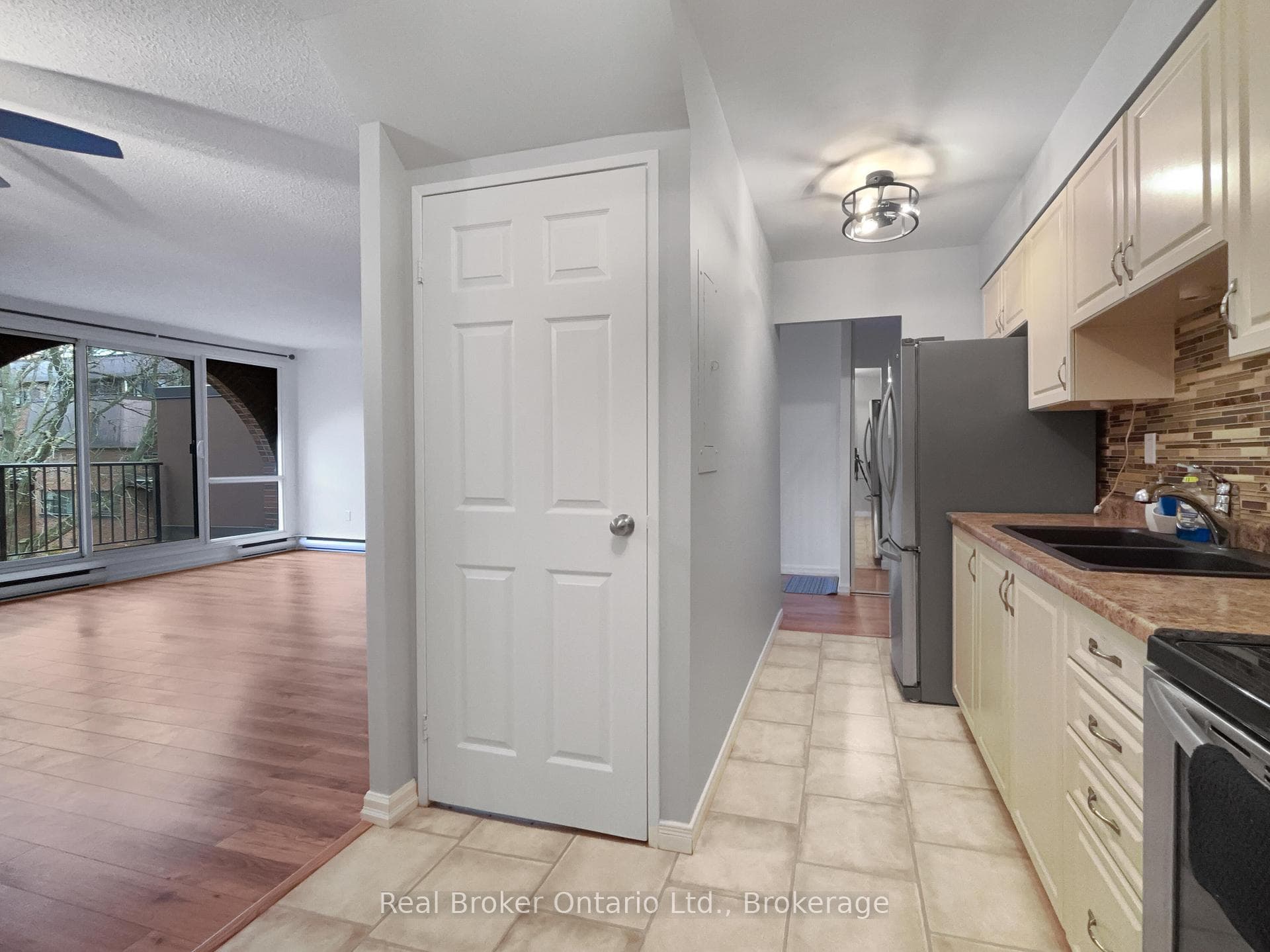 36 Hayhurst Road Unit 363 photo 7