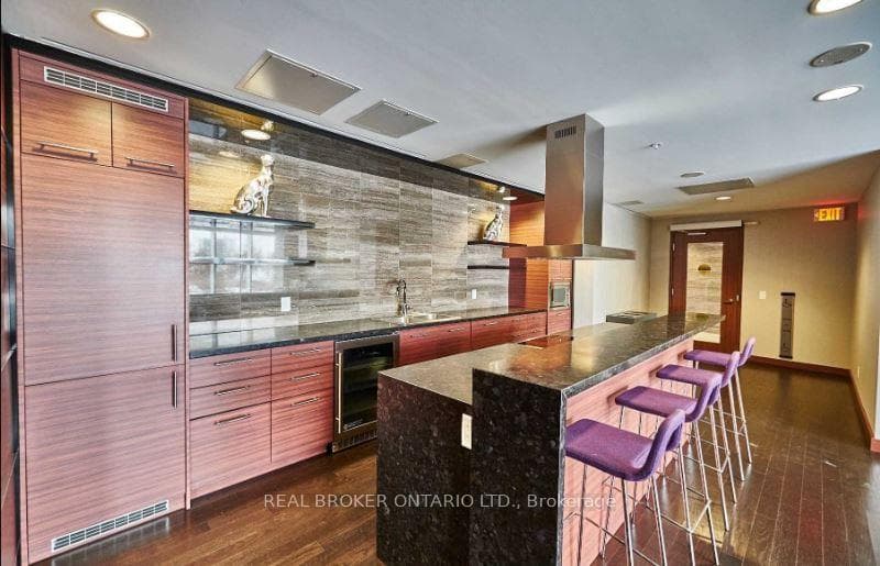 120 Bayview Avenue Unit S1302 photo 25
