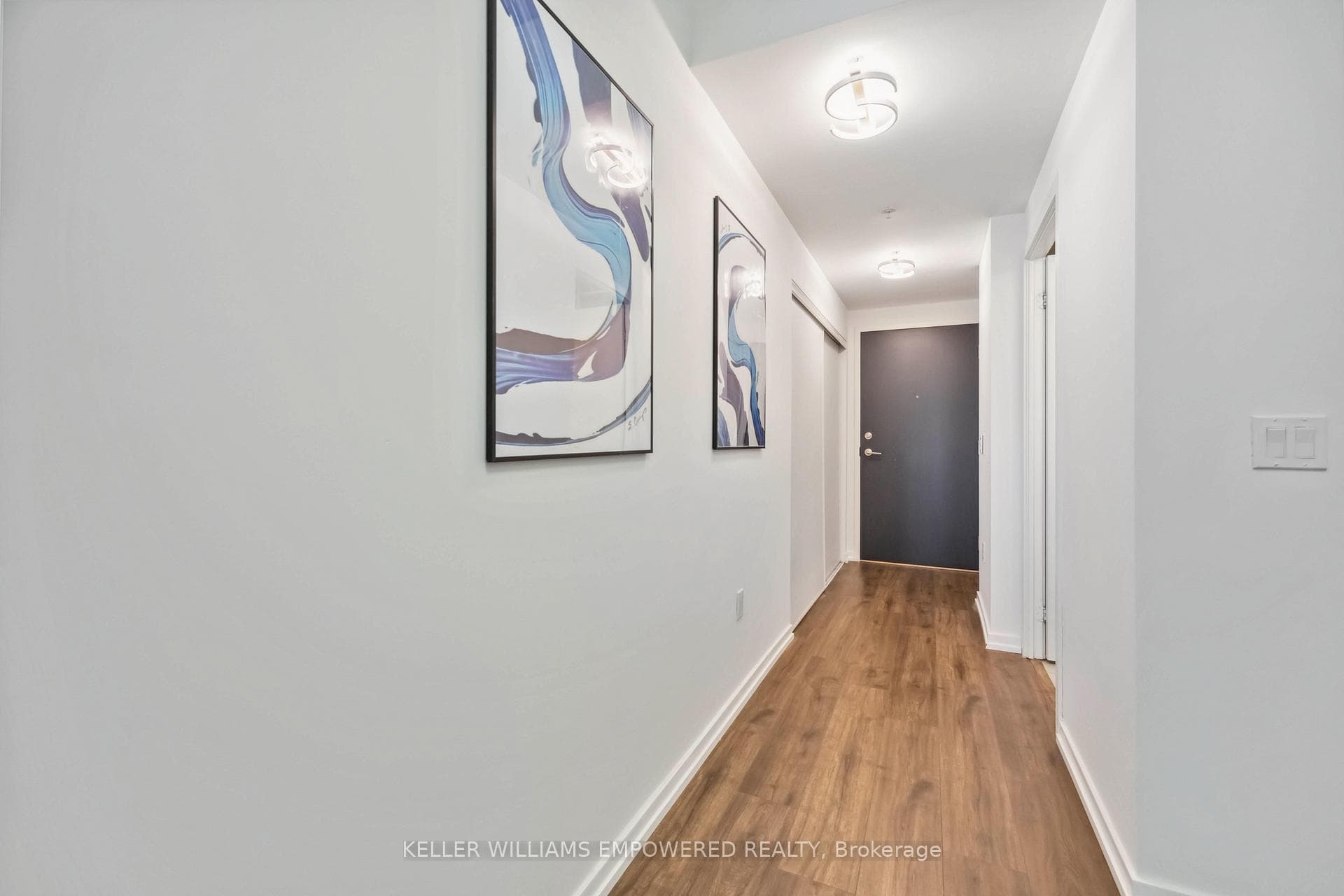 3237 Bayview Avenue Unit 512 photo 4