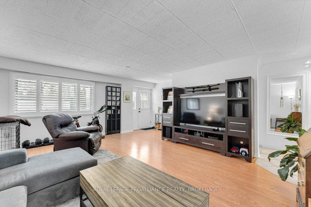 4427 Bath Road Unit 1 photo 6
