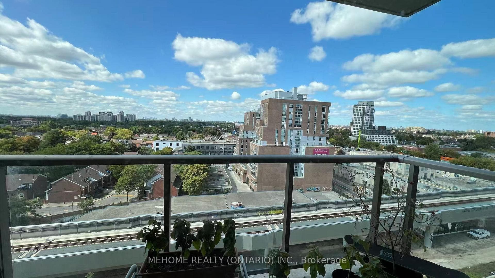 816 Lansdowne Avenue Unit 1111 photo 11