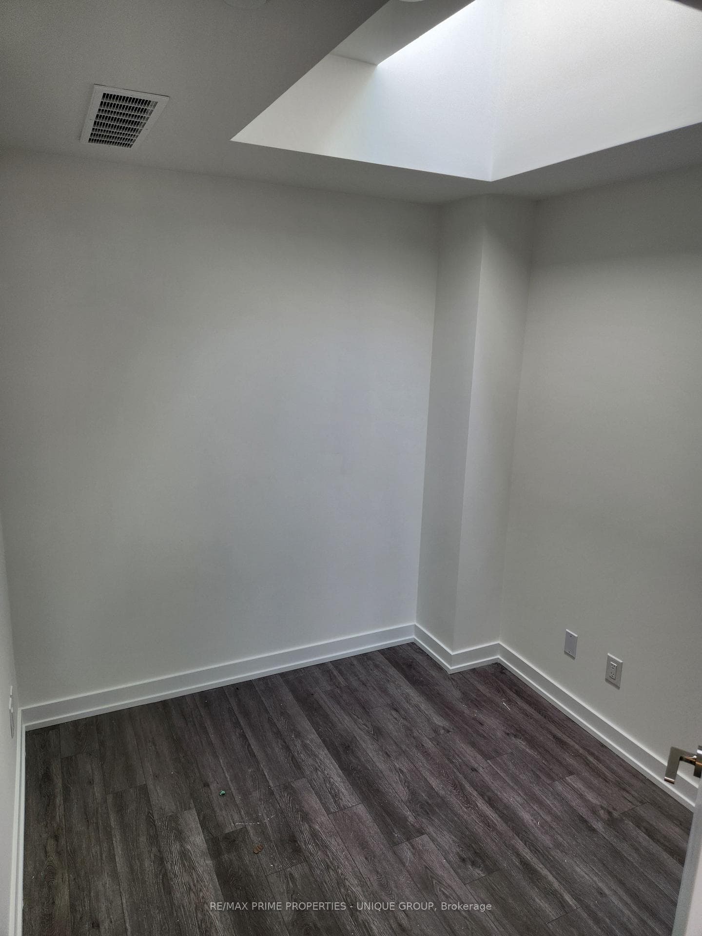 851 Sheppard Avenue Unit 16 photo 26