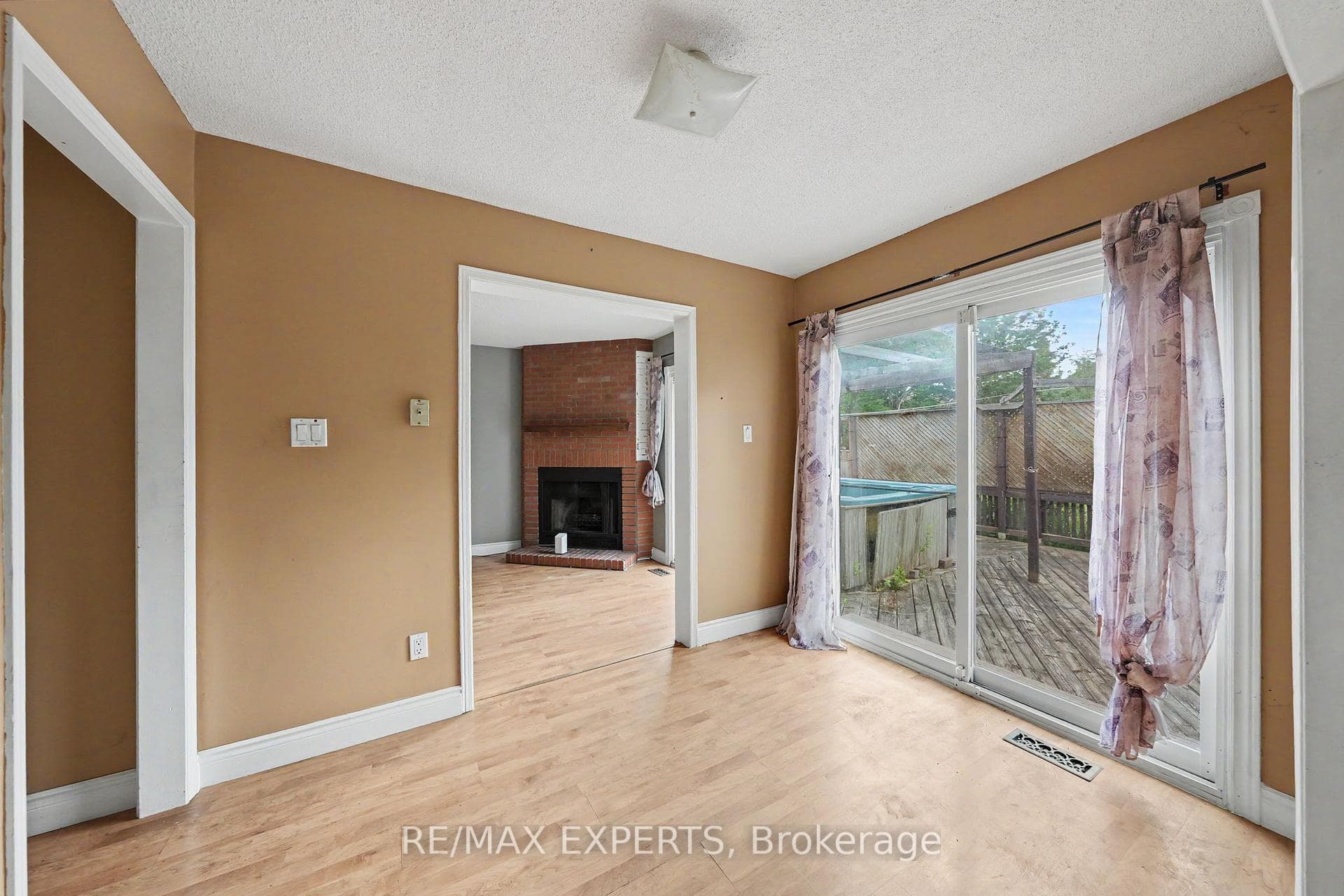 45 Blair Crescent photo 10