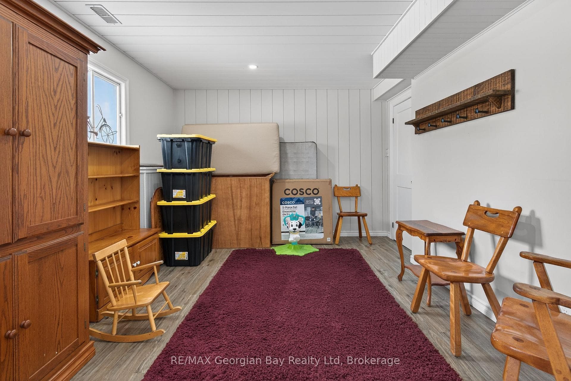 449 Park Street photo 35