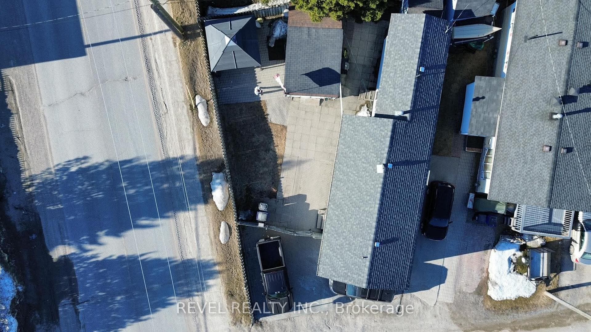 2 Rovie Avenue photo 27