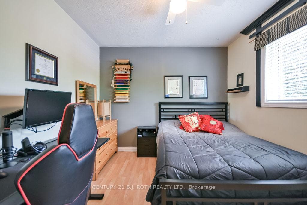 30 McAvoy Drive photo 27