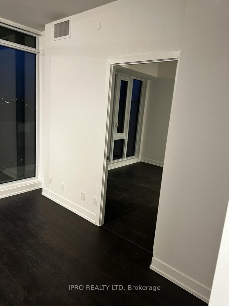 225 Veterans Drive Unit 709 photo 8