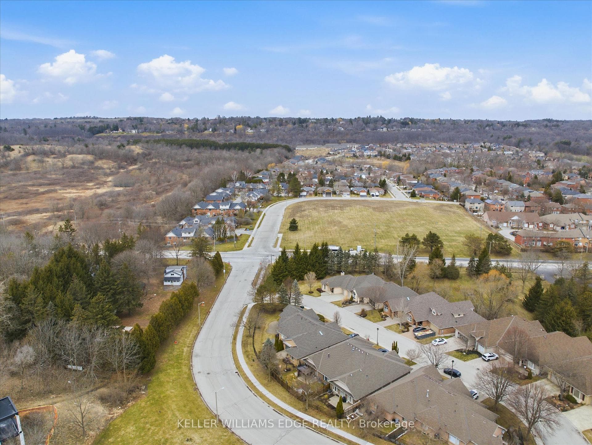 28 Wainwright Boulevard photo 42