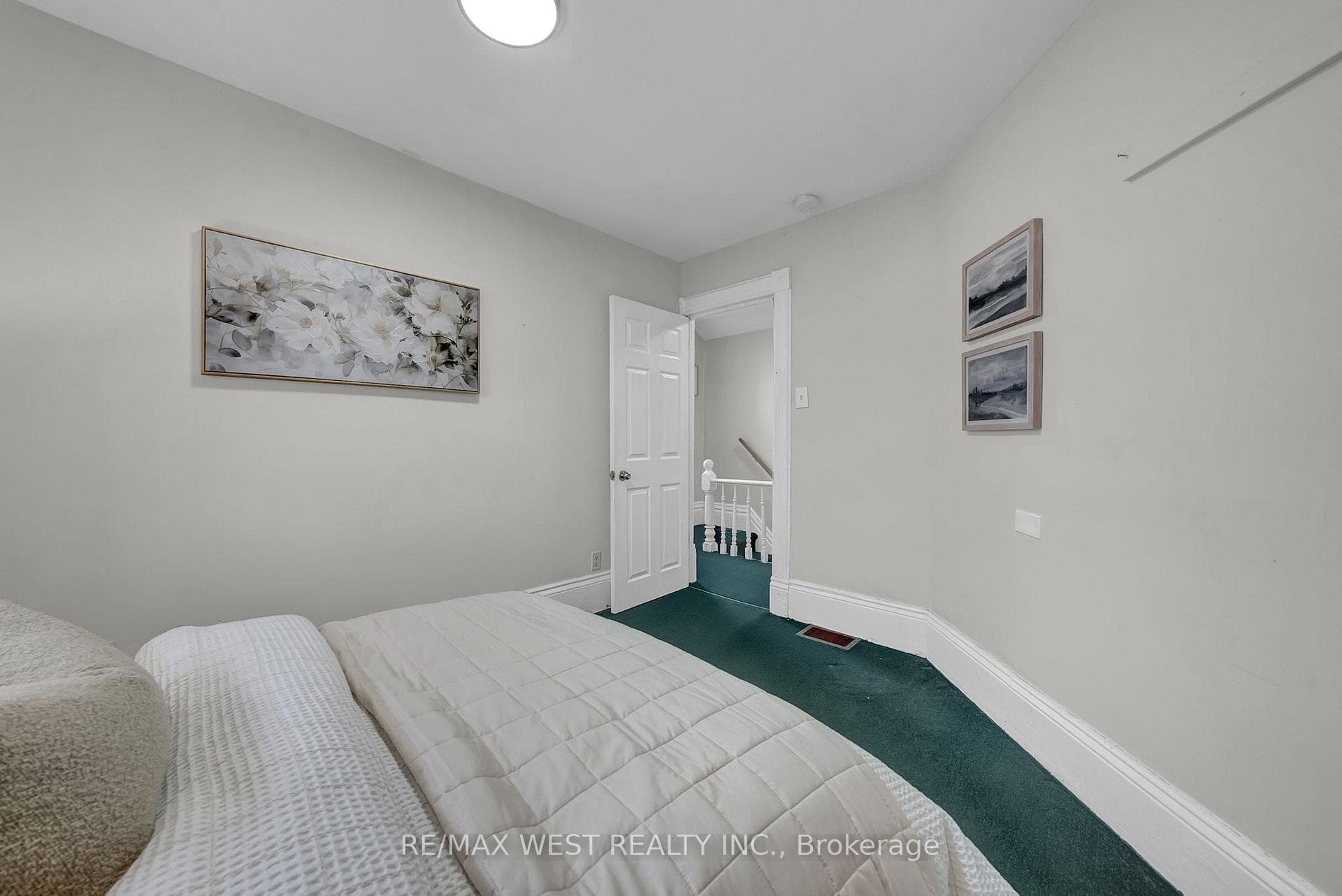 164 Albert Street photo 16
