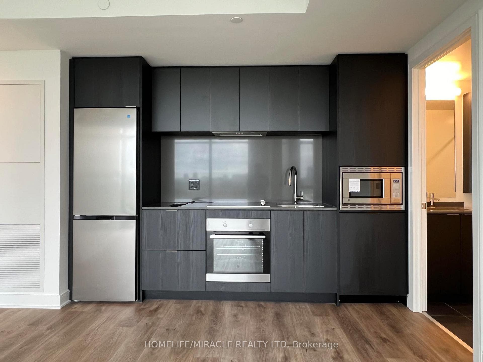 86 Dundas Street Unit 1603 photo 3