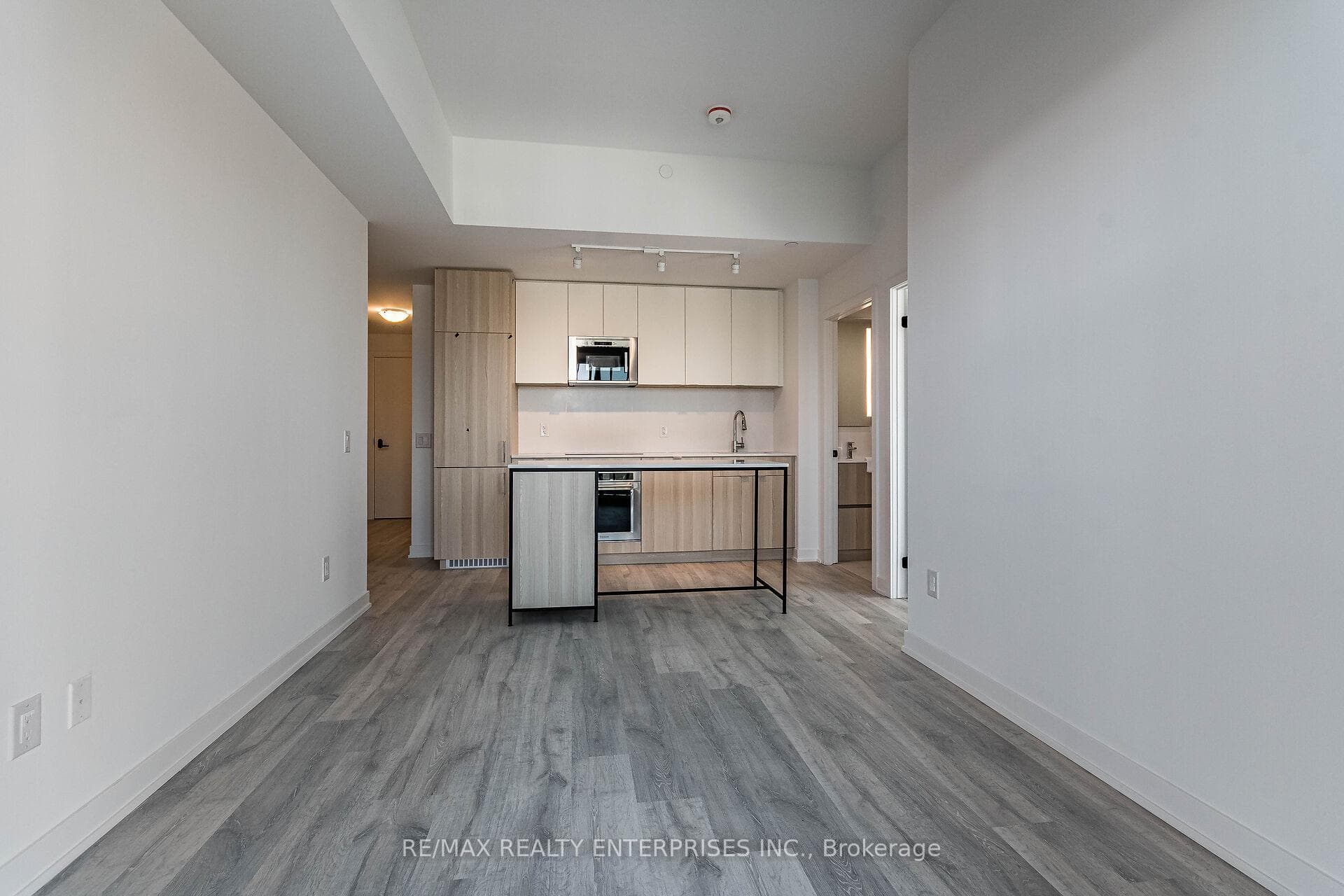 220 Missinnihe Way Unit 422 photo 6