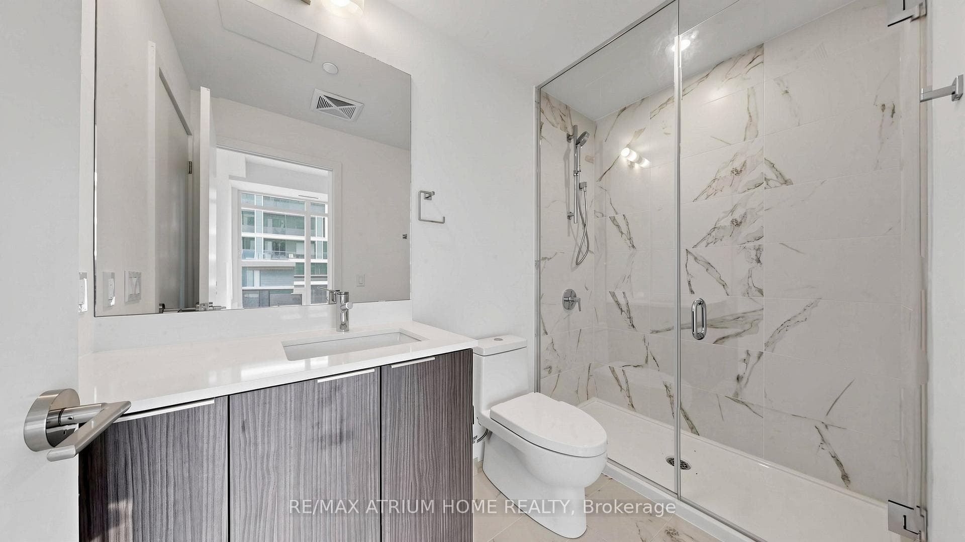 7 Golden Lion Heights Unit 3204 photo 23