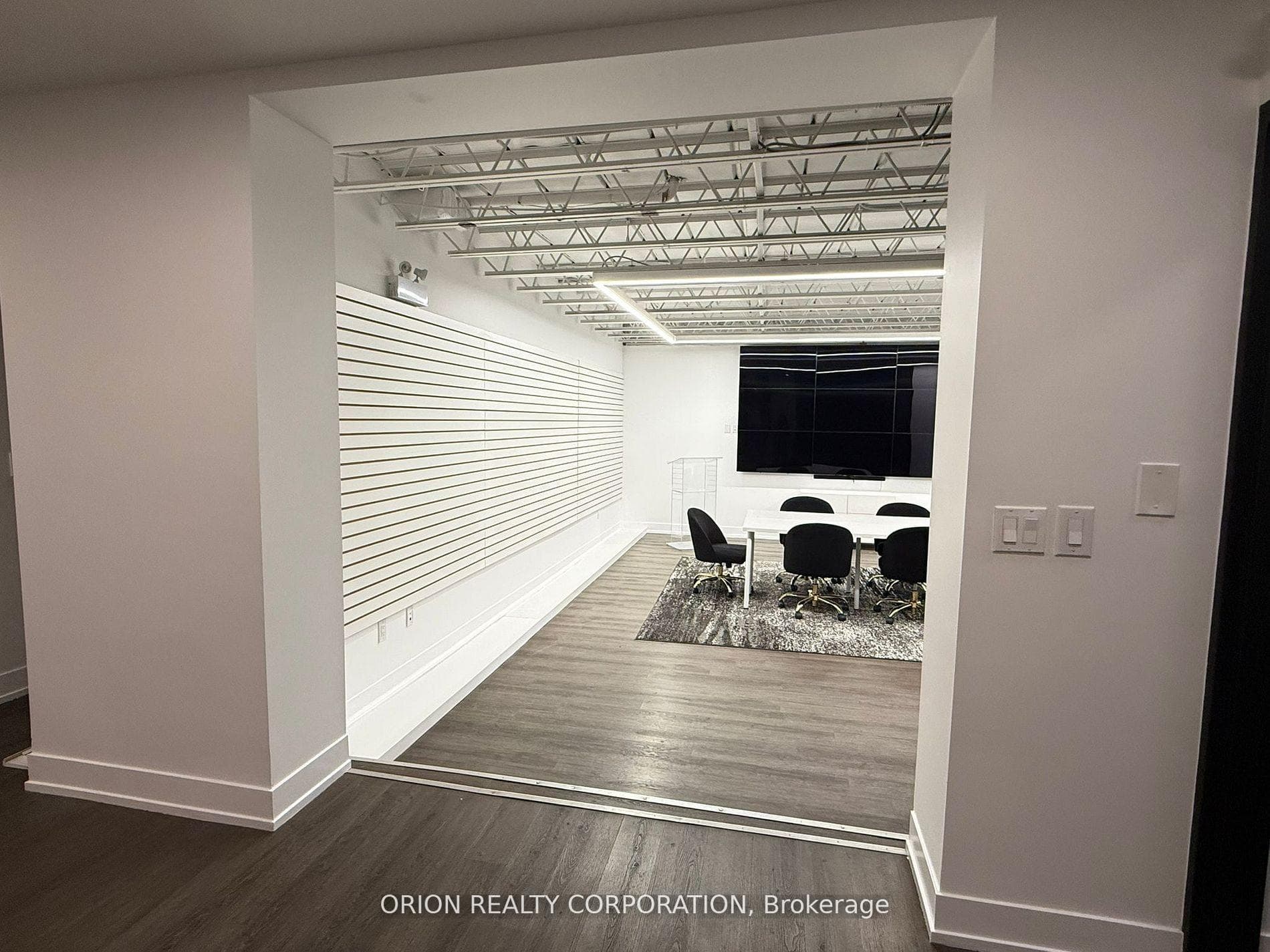 1149 Lakeshore Road Unit BSMT photo 3