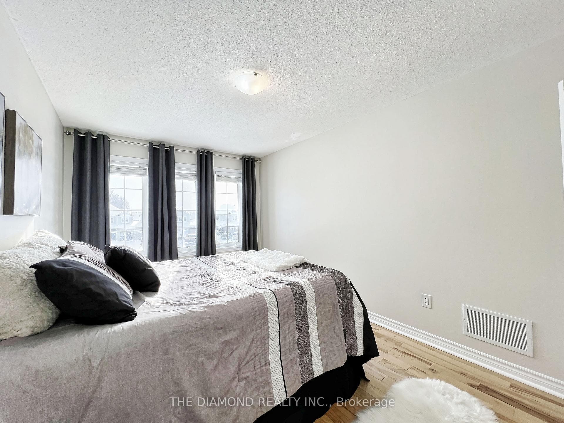 18 Lancaster Court photo 21