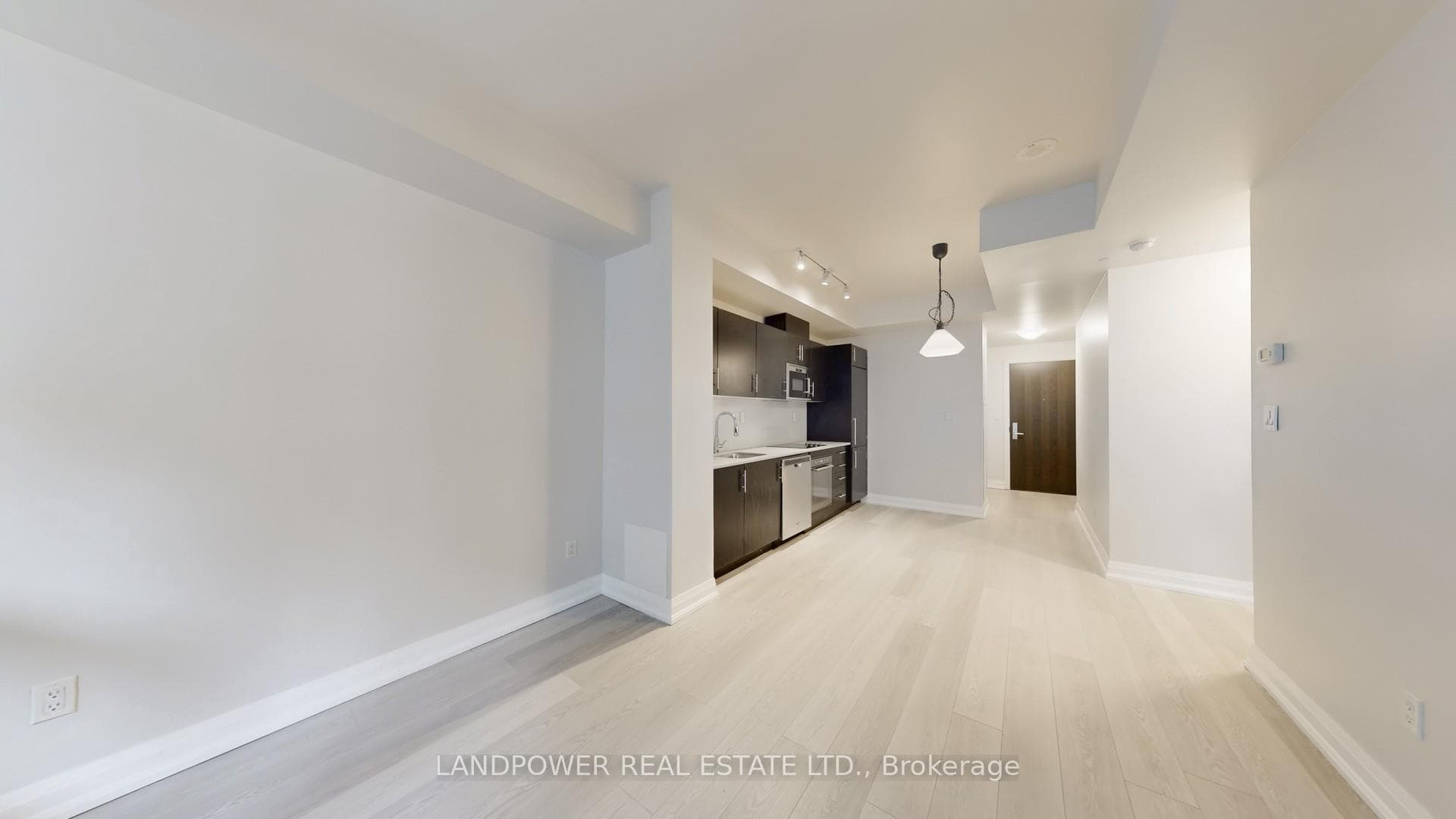 460 Adelaide Street Unit 639 photo 7