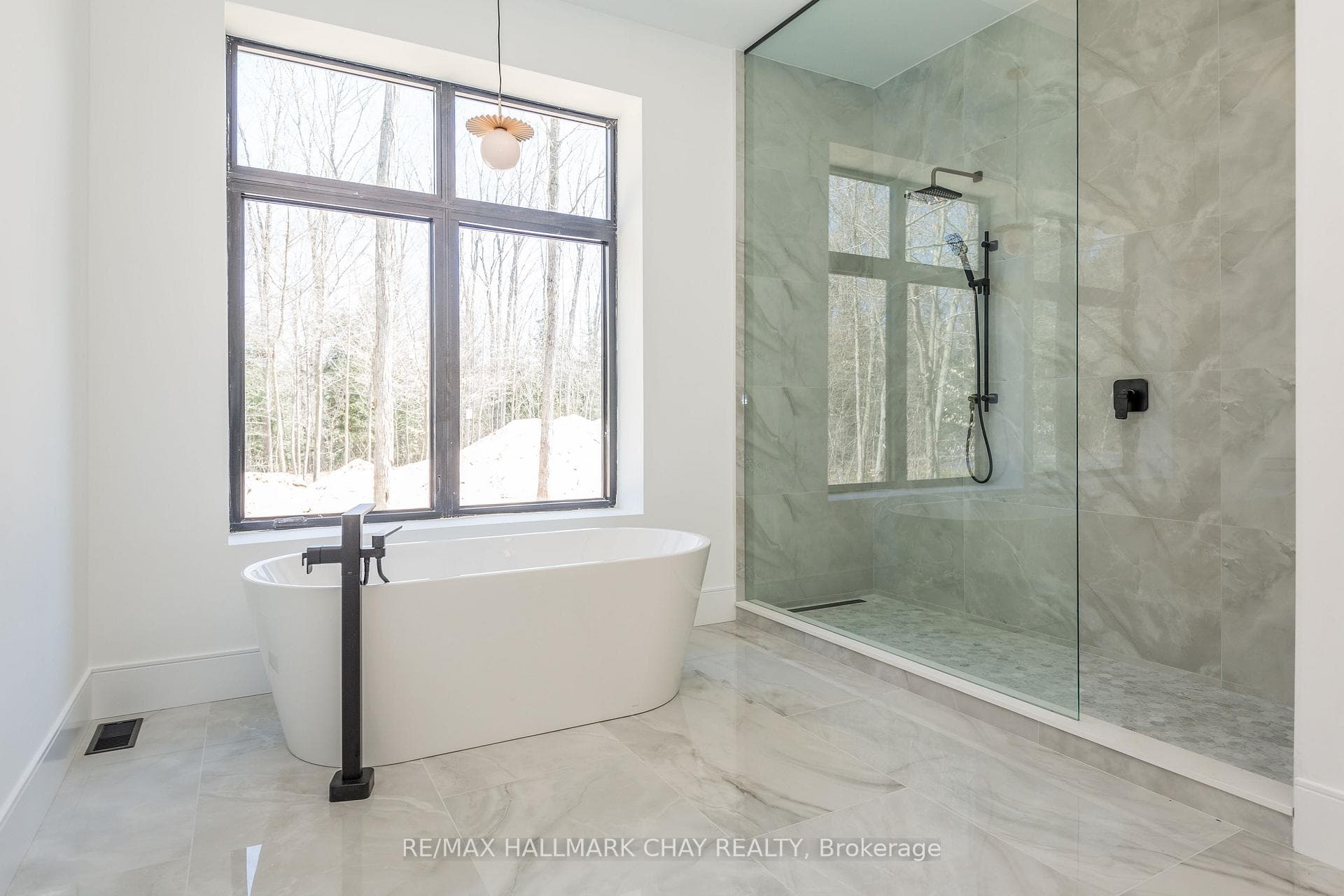 20 Gallagher Crescent photo 25