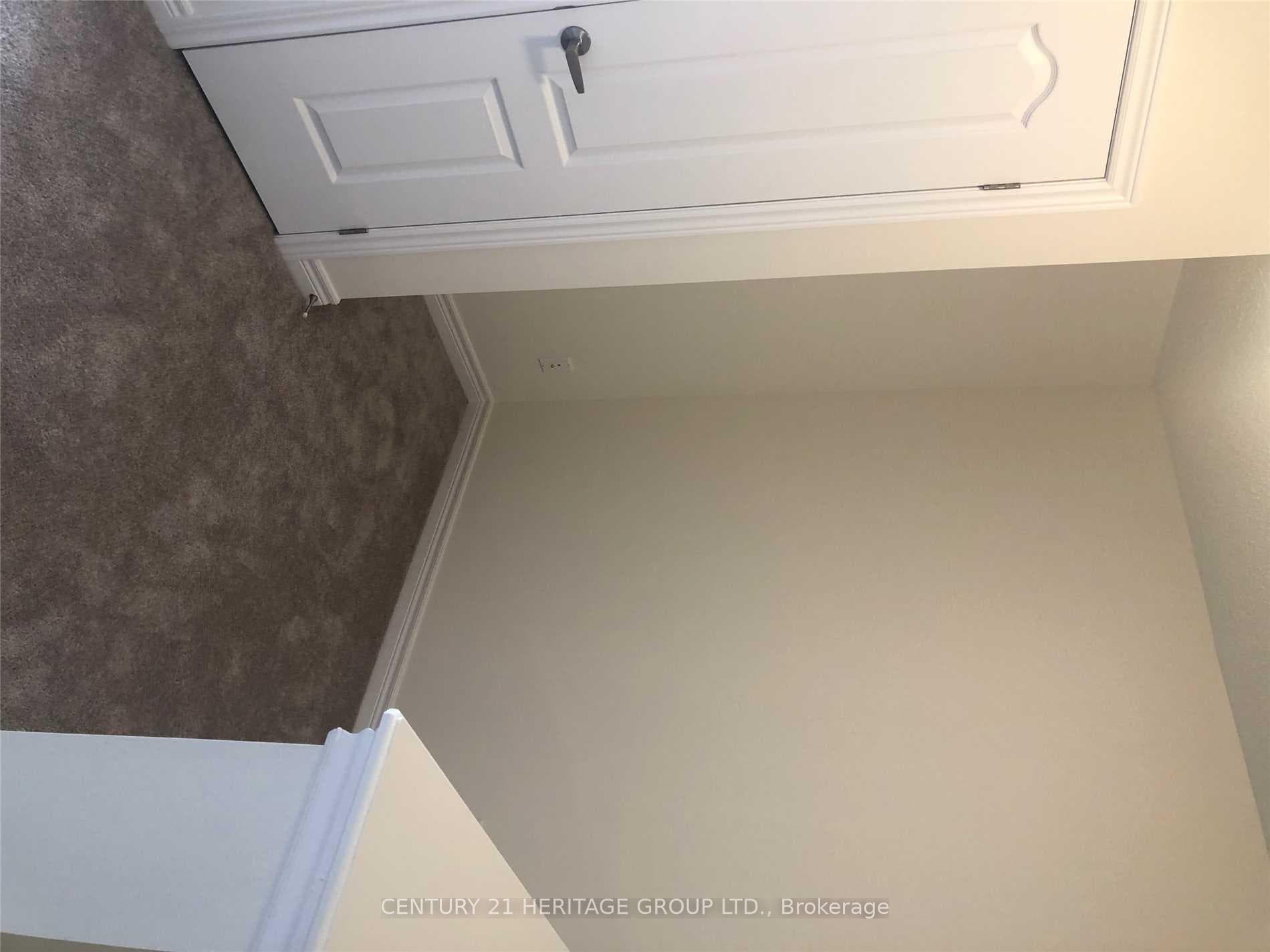 57 Thornapple Lane photo 8
