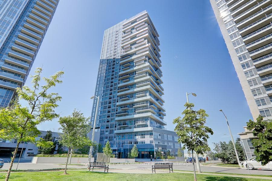 225 Village Green Square Unit 1010 photo 1