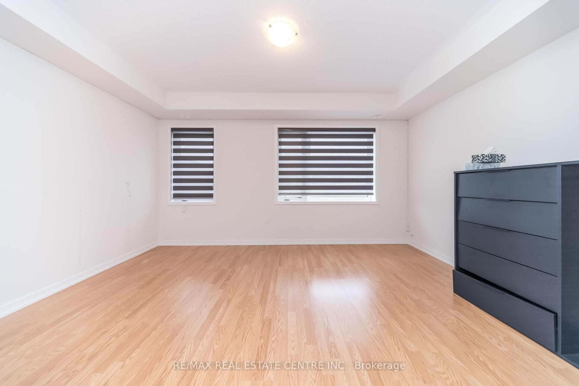 30 Lambert Lane photo 20