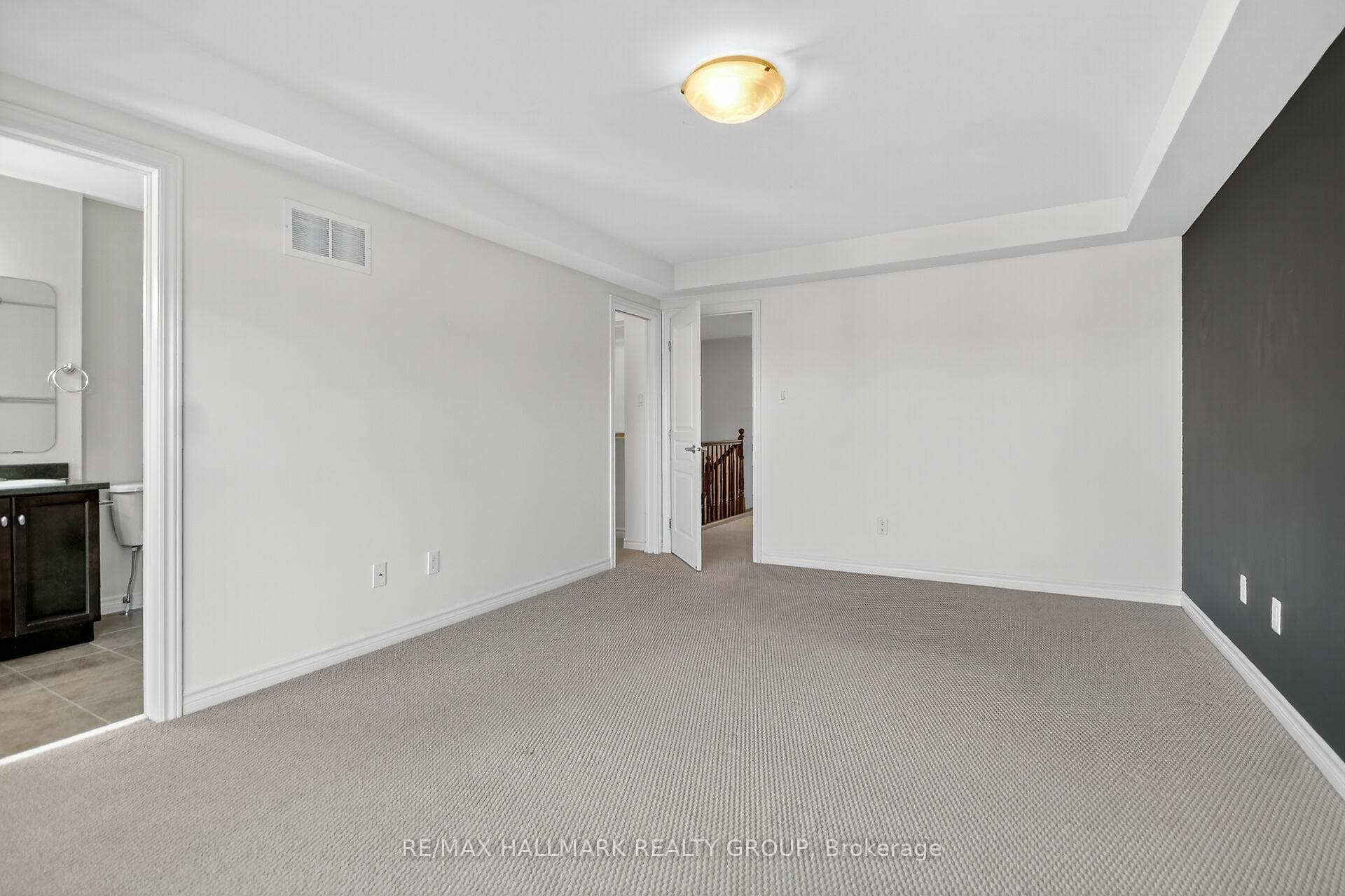 55 Claridge Drive photo 21