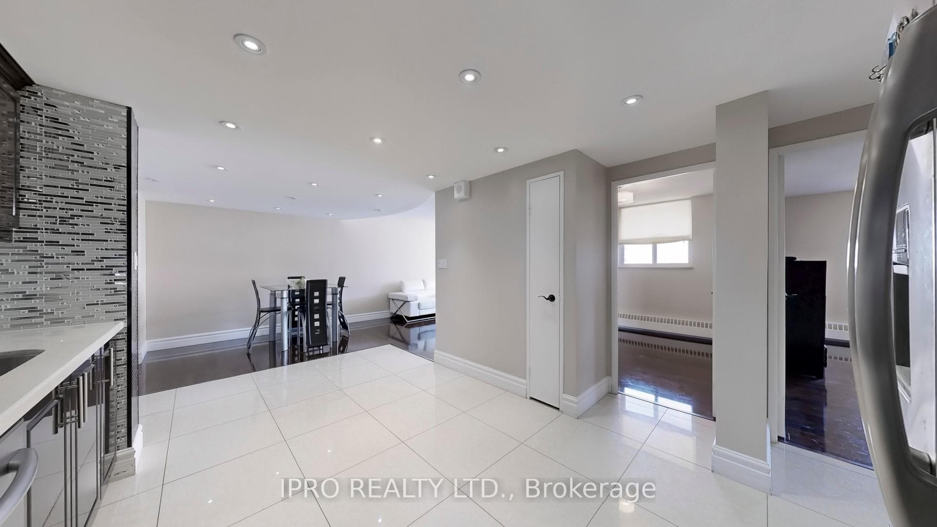 370 Dixon Road Unit 712 photo 14